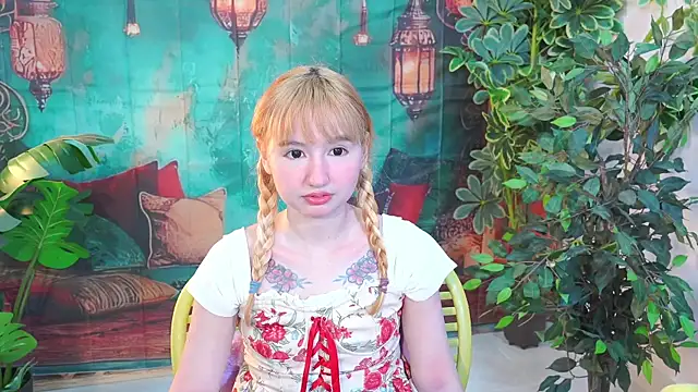 Pinkie Princes online show from November 2, 2025, 7:30 pm