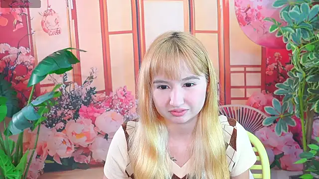 Pinkie Princes online show from November 4, 2025, 7:06 pm