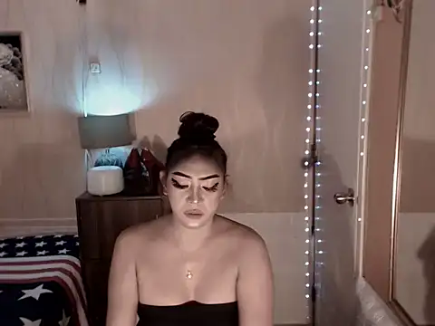 Snapshot of Biancafoxie chatting on November 2, 2025, 8:52 am Biancafoxie online show from November 2, 2025, 8:52 am