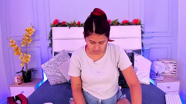Snapshot of Karlagonzales_ chatting on March 10, 2025, 7:07 pm Karlagonzales online show from March 10, 2025, 7:07 pm