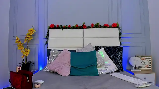 Snapshot of Karlagonzales_ chatting on March 17, 2025, 7:04 pm Karlagonzales online show from March 17, 2025, 7:04 pm