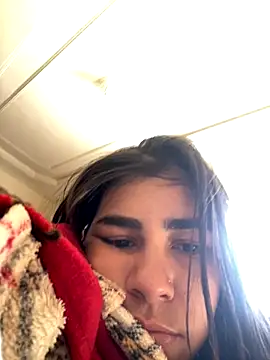 iarinhalatina online show from September 29, 2025, 5:51 pm