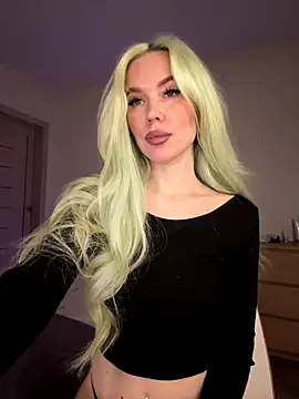 xDinnax online show from September 26, 2025, 3:52 pm