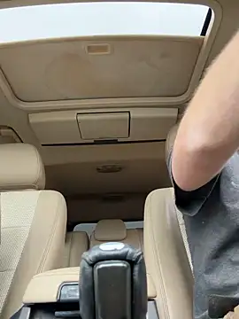 Snapshot of charactrzero chatting on February 19, 2026, 8:39 pm charactrzero online show from February 19, 2026, 8:39 pm