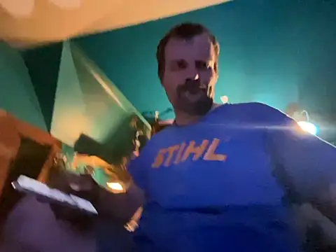 charactrzero online show from October 12, 2025, 2:35 am