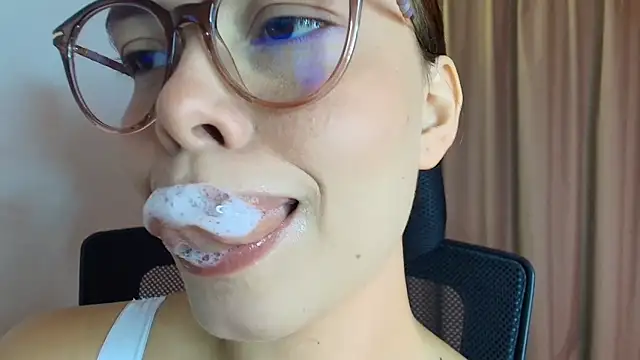 lisbet21x online show from March 6, 2026, 11:11 pm