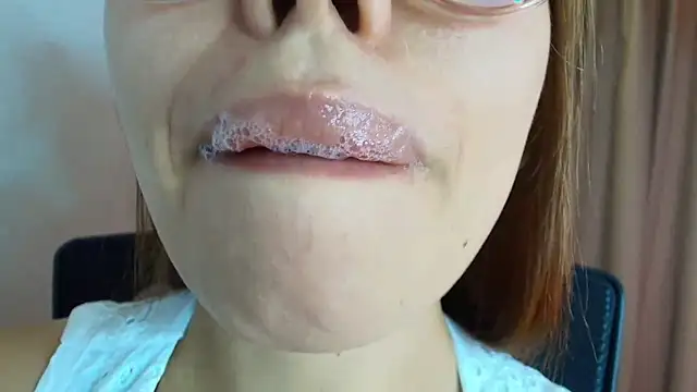 lisbet21x online show from March 29, 2026, 1:40 am