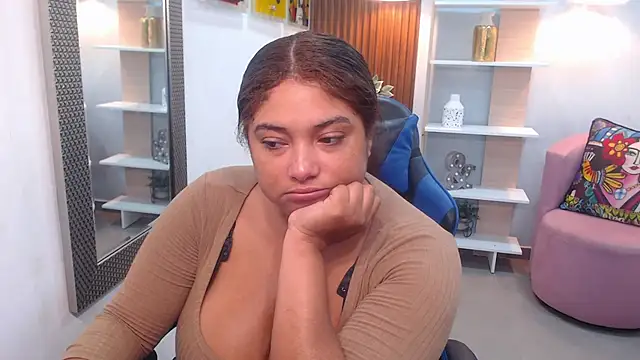 Snapshot of Kenya--Buhle chatting on September 26, 2025, 11:17 am Kenya--Buhle online show from September 26, 2025, 11:17 am