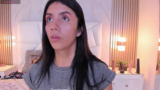 Snapshot of cinthya11 chatting on January 25, 2025, 7:28 pm cinthya11 online show from January 25, 2025, 7:28 pm