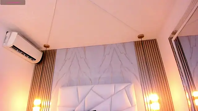 Snapshot of cinthya11 chatting on January 24, 2025, 7:18 pm cinthya11 online show from January 24, 2025, 7:18 pm