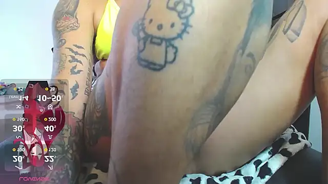 Snapshot of girl_tatto13 chatting on October 16, 2025, 3:31 pm girl tatto13 online show from October 16, 2025, 3:31 pm