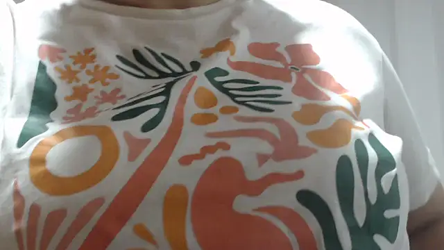 andreaisis2 online show from October 18, 2025, 2:02 am