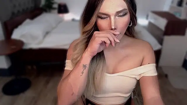 liaa lurrecams online show from November 7, 2025, 6:51 am