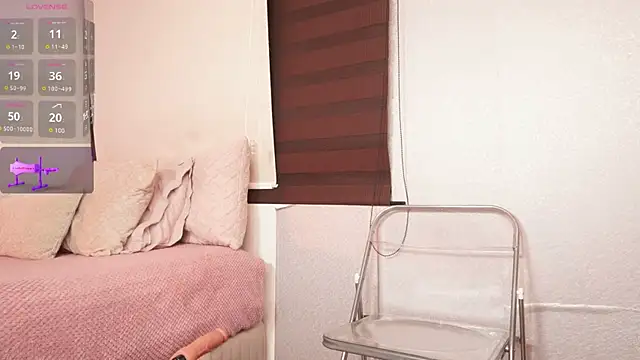 Alexxandra 12 online show from January 13, 2026, 9:13 am