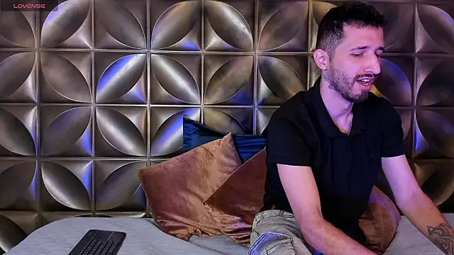 sam bisex online show from March 26, 2026, 3:49 am