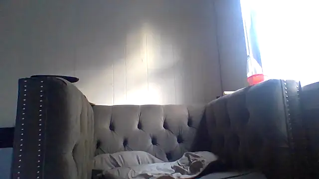 Daddy hook online show from February 15, 2026, 3:11 pm