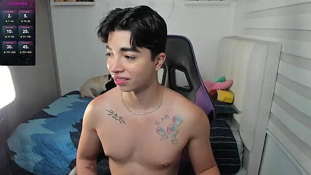 santy7v7 online show from October 18, 2025, 1:13 pm