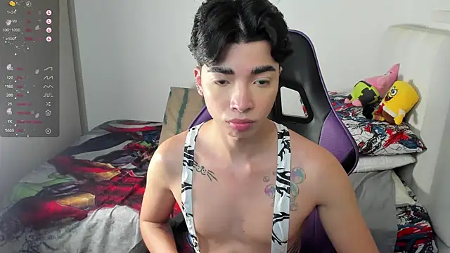 santy7v7 online show from February 18, 2025, 1:22 pm