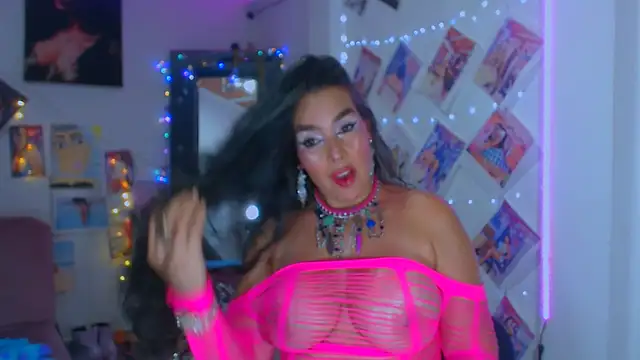 Snapshot of sweet_vanessa_22 chatting on September 12, 2025, 10:09 pm sweet vanessa 22 online show from September 12, 2025, 10:09 pm