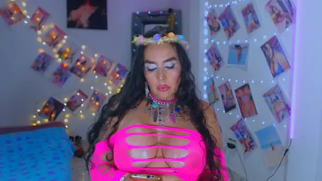 Snapshot of sweet_vanessa_22 chatting on February 28, 2025, 5:48 am sweet vanessa 22 online show from February 28, 2025, 5:48 am