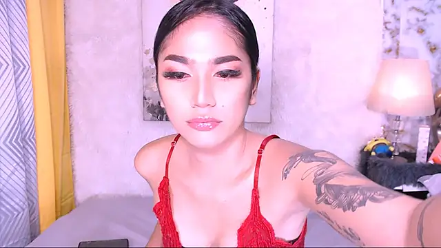 Snapshot of Oriental_Tiara chatting on January 1, 2025, 11:18 pm Oriental Tiara online show from January 1, 2025, 11:18 pm