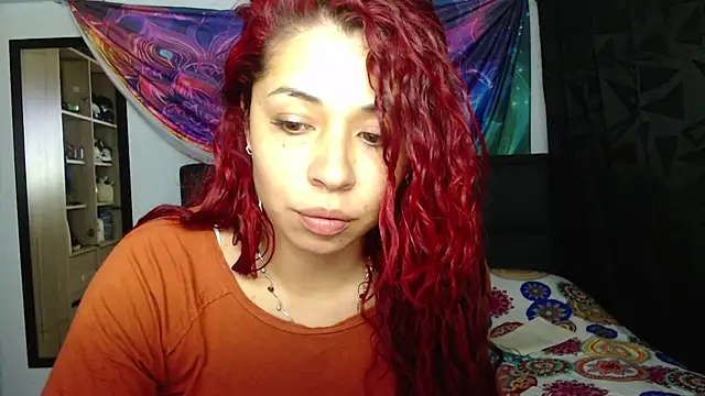 Snapshot of Alexxx_andr4 chatting on October 9, 2025, 3:29 am Alexxx andr4 online show from October 9, 2025, 3:29 am