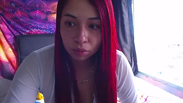 Snapshot of Alexxx_andr4 chatting on September 16, 2025, 8:32 pm Alexxx andr4 online show from September 16, 2025, 8:32 pm