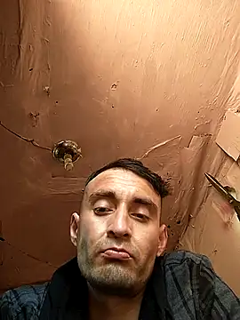 Snapshot of Wero4200 chatting on October 19, 2025, 10:56 pm Wero4200 online show from October 19, 2025, 10:56 pm