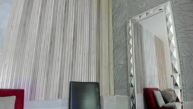 BriannaChelsea online show from March 6, 2026, 11:38 am