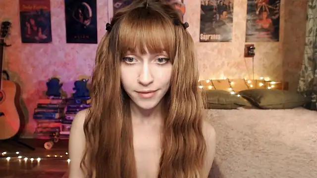 Friendly Ellie online show from December 20, 2024, 3:25 am