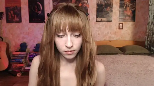 Snapshot of Friendly_Ellie chatting on February 11, 2026, 2:55 am Friendly Ellie online show from February 11, 2026, 2:55 am