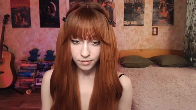 Friendly Ellie online show from September 29, 2025, 1:17 pm