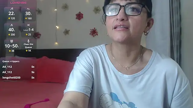 Snapshot of ISABEEL_SOFIA01 chatting on March 14, 2025, 11:43 pm ISABEEL SOFIA01 online show from March 14, 2025, 11:43 pm