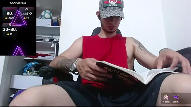 Snapshot of freestyle_blake1 chatting on October 21, 2025, 5:12 pm freestyle blake1 online show from October 21, 2025, 5:12 pm