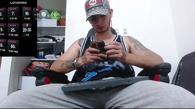 Snapshot of freestyle_blake1 chatting on October 4, 2025, 6:31 pm freestyle blake1 online show from October 4, 2025, 6:31 pm