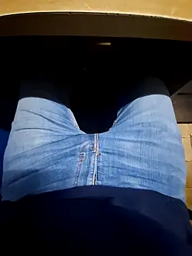 Calamaco07 online show from November 26, 2025, 6:02 am