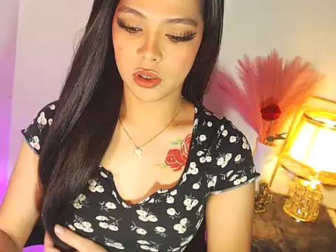 Snapshot of MajesticKitana chatting on October 21, 2025, 5:40 am MajesticKitana online show from October 21, 2025, 5:40 am