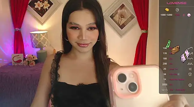 Snapshot of ObsessionAmber chatting on February 20, 2025, 6:35 pm ObsessionAmber online show from February 20, 2025, 6:35 pm