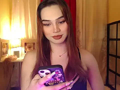 Snapshot of ObsessionAmber chatting on October 4, 2025, 9:44 am ObsessionAmber online show from October 4, 2025, 9:44 am