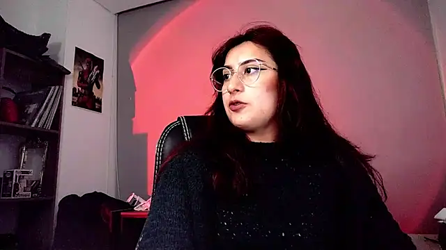 Scarlett Sen online show from November 7, 2025, 1:04 pm