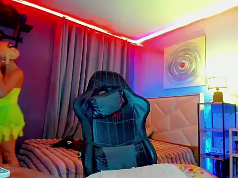 Amethyst ts online show from December 21, 2025, 7:59 pm