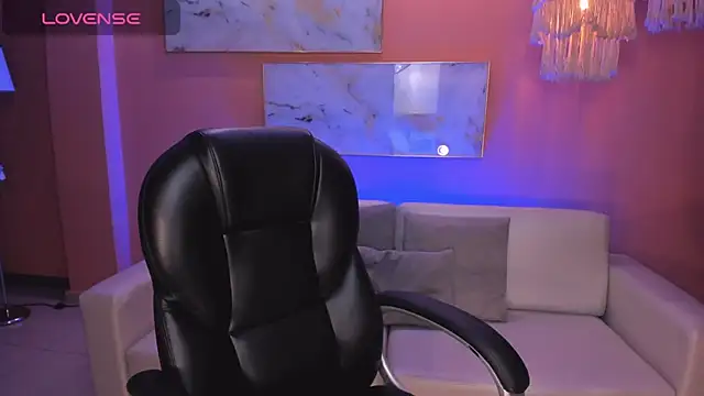 NickyLawson online show from March 5, 2025, 12:33 pm
