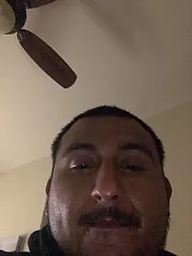 Snapshot of dro6969 chatting on March 8, 2025, 10:24 pm dro6969 online show from March 8, 2025, 10:24 pm