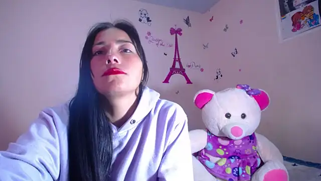 hanna girl21 online show from November 27, 2025, 1:33 pm