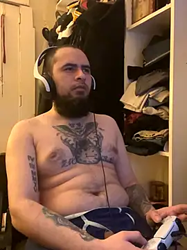 cnasty5621333 online show from November 14, 2025, 11:03 am