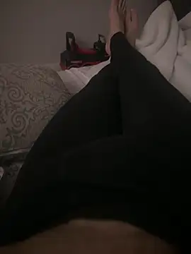 MAHKE12 online show from April 21, 2026, 9:54 pm