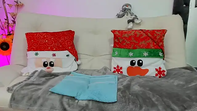 kimberlybirdx online show from December 31, 2024, 5:22 am