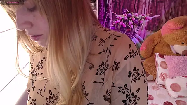 thamarajane online show from April 10, 2026, 6:04 pm