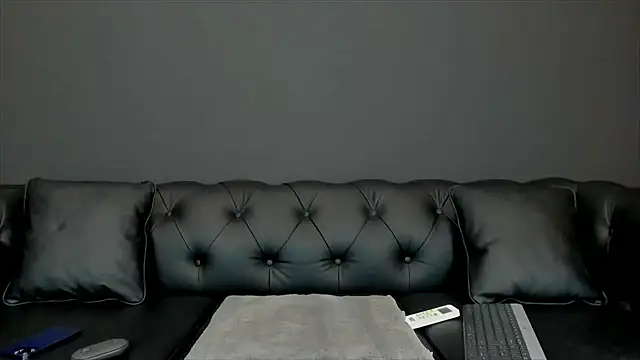 HaleySweet18 online show from June 20, 2026, 9:09 pm
