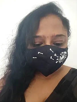 Snapshot of sexynayan23 chatting on October 25, 2025, 5:06 am sexynayan23 online show from October 25, 2025, 5:06 am